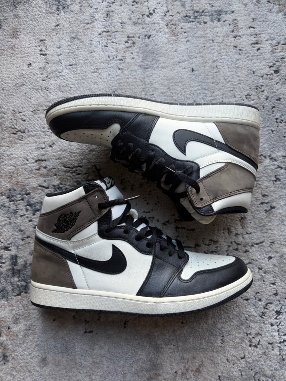 Nike Air Jordan 1 Retro High og Mocha w original box